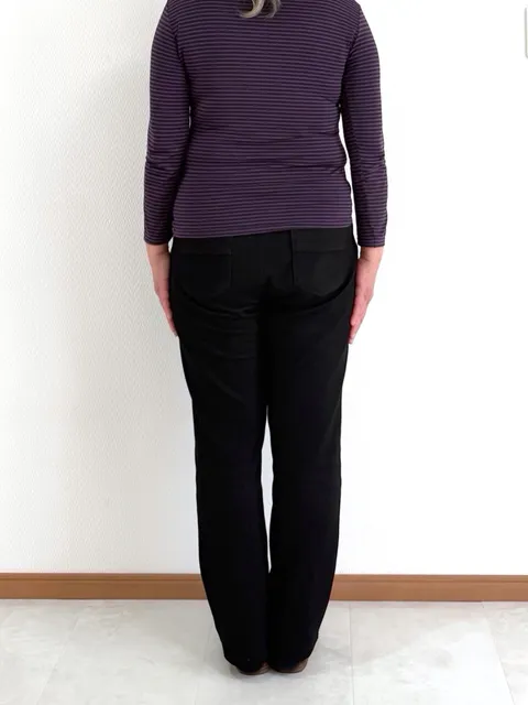 60代女性 前（後ろから）